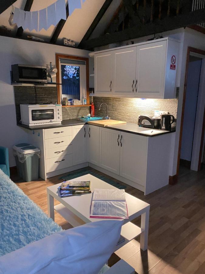 Saving Grace With Private Hot Tub Bawdeswell Exterior foto