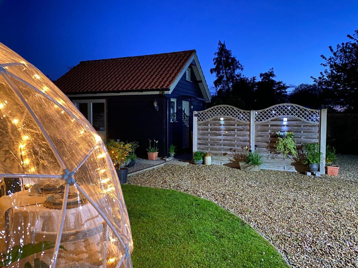 Saving Grace With Private Hot Tub Bawdeswell Exterior foto